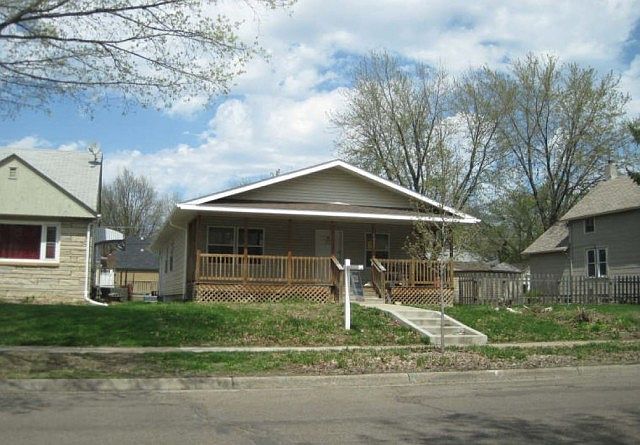 1st image of 1881 Maryland Ave E