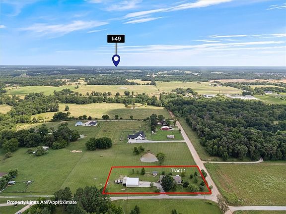 3rd image of 10895 Keller Rd