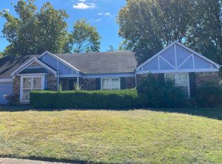 4963 Ridge Park Dr, Memphis, TN 38128