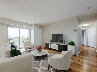 854 Commissioners Rd E, London, ON N6C5Z5