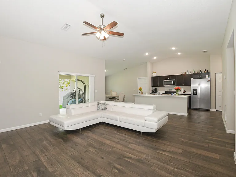 3110 SW Curcuma St — Photo 13