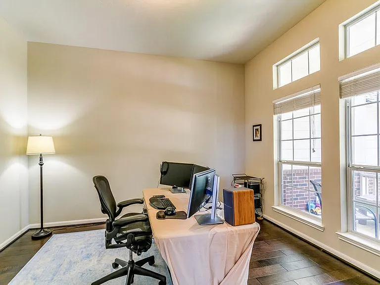 14015 Blue Vista Dr — Photo 4