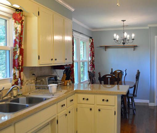 5th image of 140 Walnut Dr