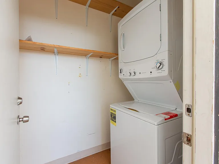 1222 N Kenmore Ave #8 — Photo 23