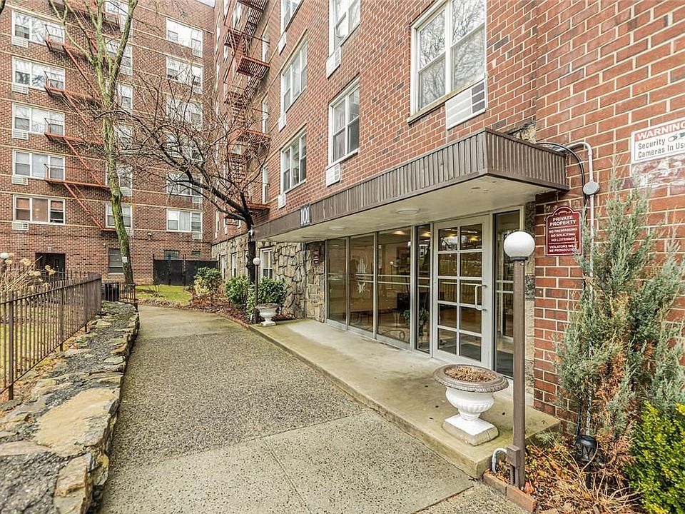 1st image of 101 Highland Avenue #1F
