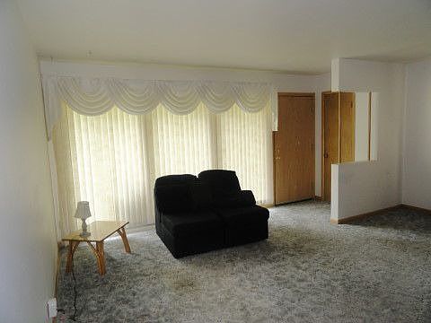 2nd image of 1412 S Wildwood Dr