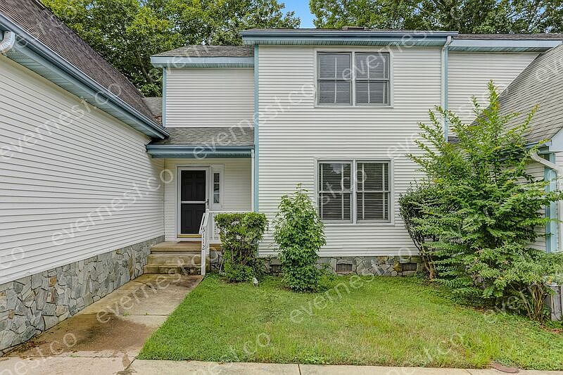 1st image of 5112 Greenwich Mews