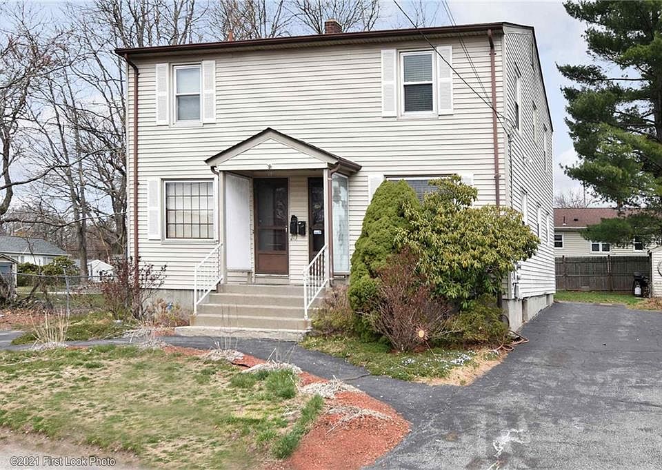 1st image of 15-17 Puritan Ave E