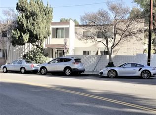 5302 Comercio Ln #9B, Woodland Hills, CA 91364