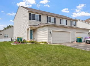 1527 Peachtree Ln, Lockport, IL 60441