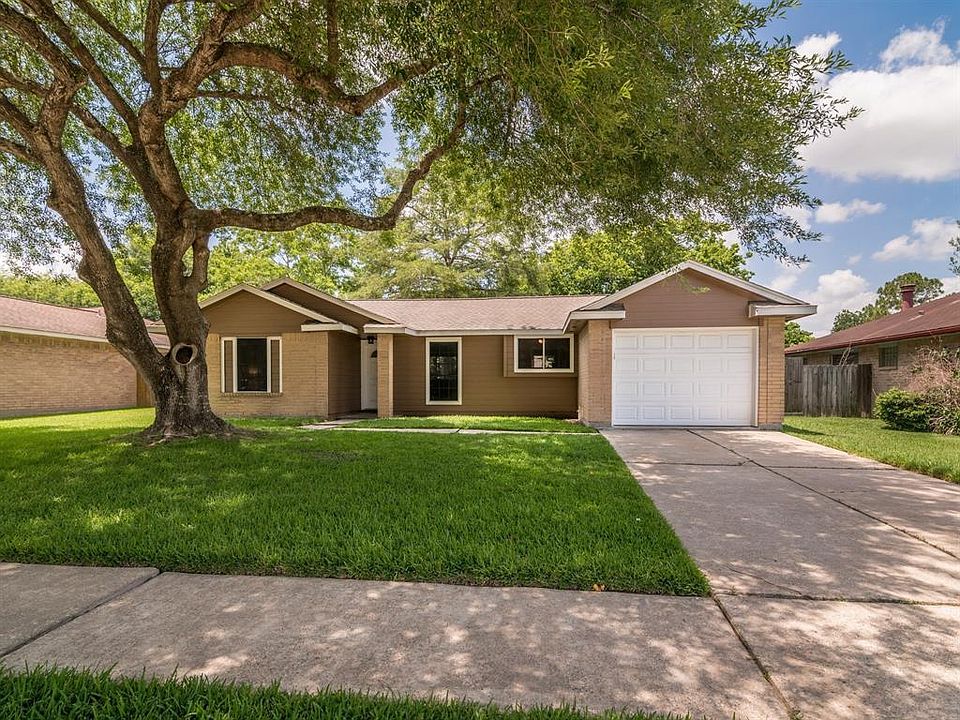 1st image of 2808 Custer Dr