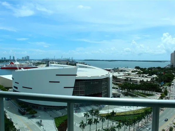 888 Biscayne Blvd, Miami, FL