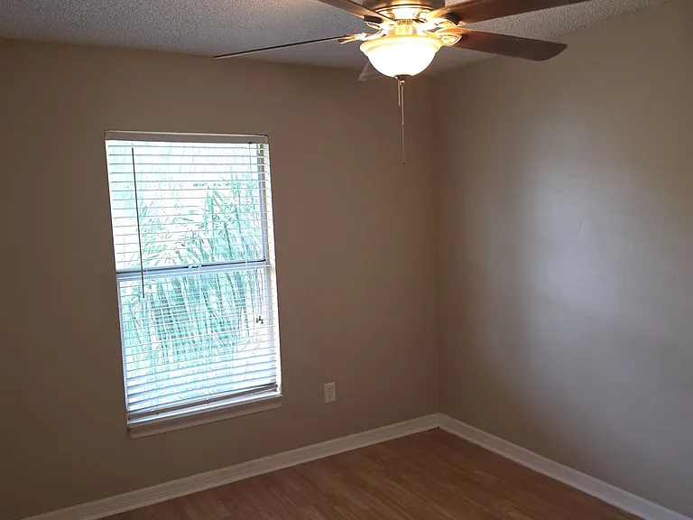 3651 N Goldenrod Rd #208 — Photo 10