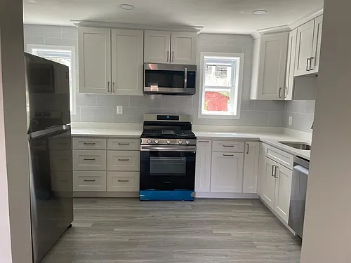 5013 Nantucket Rd Photo 1