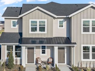 2113 E Deep Purple Ln, Meridian, ID 83642