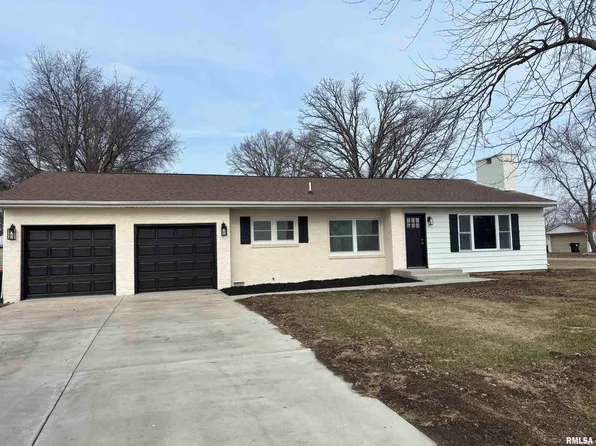 707 W Santa Fe Ave, Toluca, IL 61369