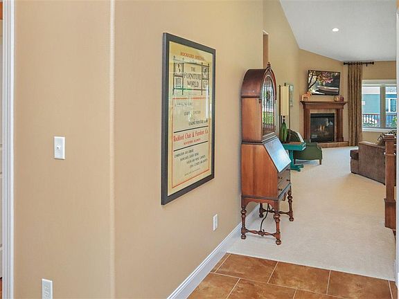 5th image of 2744 Nicklaus Blvd