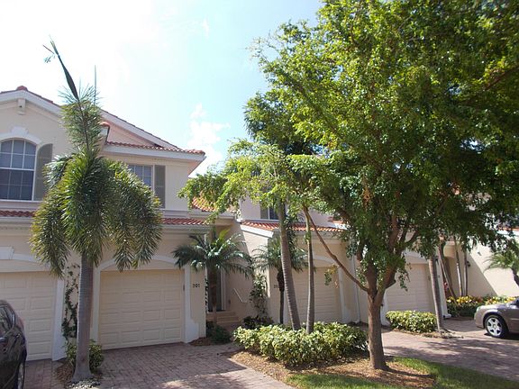 2nd image of 101-157 Carrington Cir