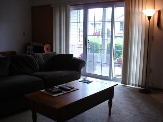 4th image of 875 E Loos St Unit 1