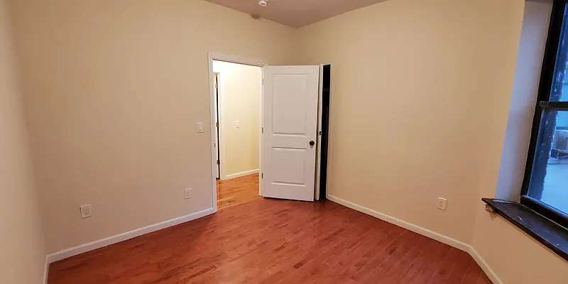 Rented by New York Residence | media 9