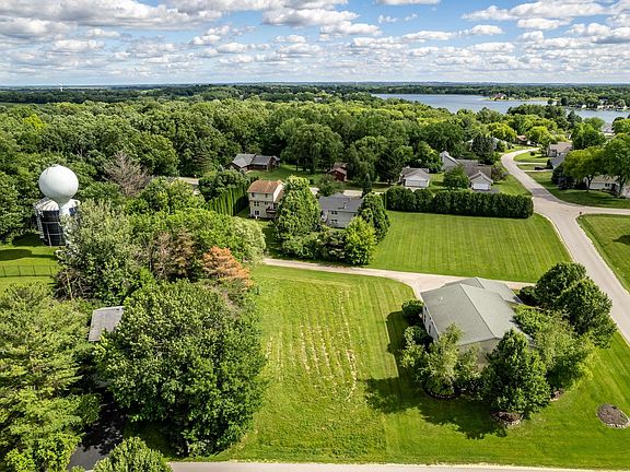 3rd image of 103 Drew Ct NE