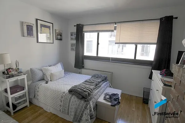 Rented by FirstService Realty (legacy) | media 26