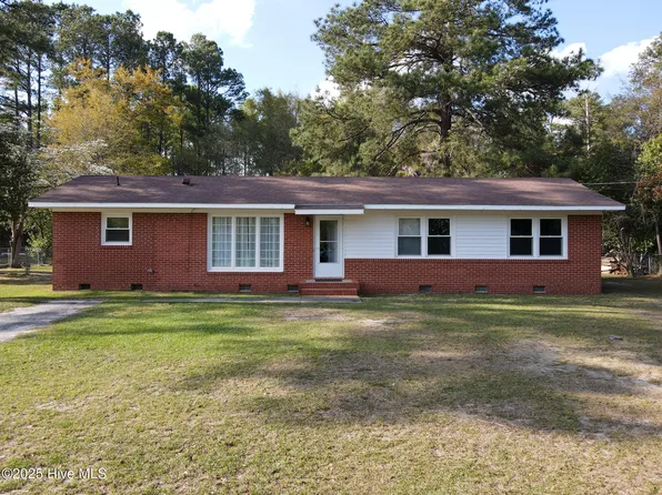 12961 Martie Lane, Laurinburg, NC 28352