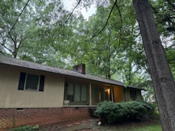 629 Mountain Rd #B