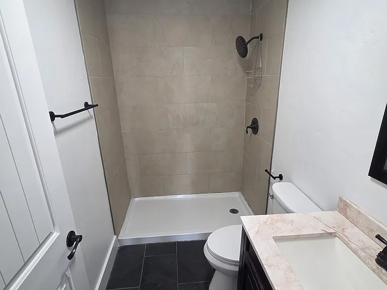 115 S 7th Ave #5 — Photo 7