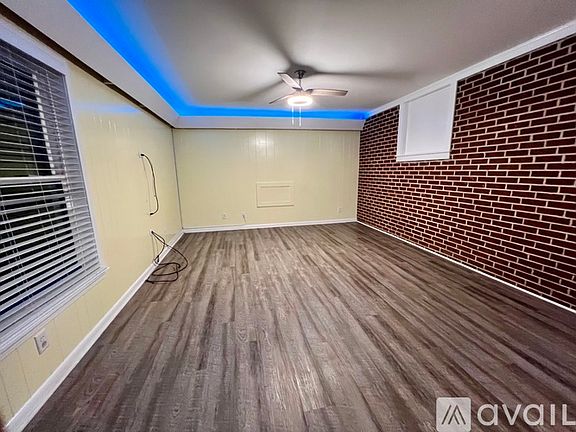 5th image of 2110 Croydon Dr