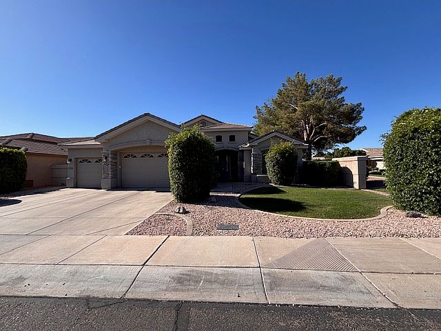 1st image of 375 W Vinedo Ln
