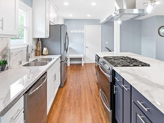 4th image of 789 Hokah Ave