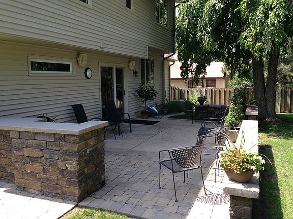 3rd image of 15328 Shirley St
