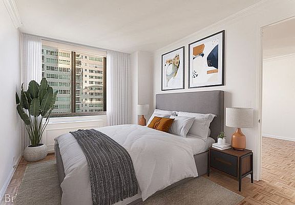 3rd image of 210 E 65th St APT 12I