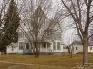 518 N Egan Ave, Madison, SD 57042