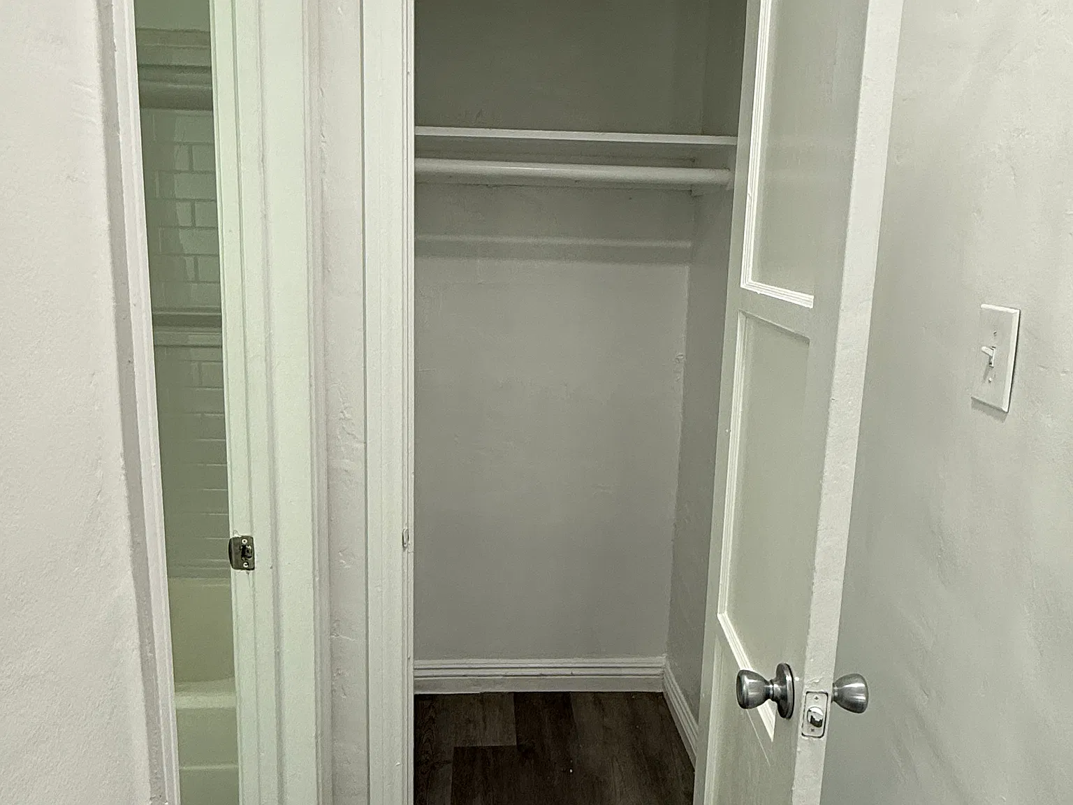 1 bed, 690 sqft, $1,900 — Photo 2