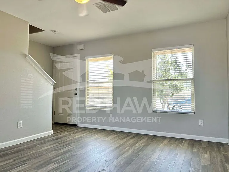 1660 S Wooten St — Photo 3