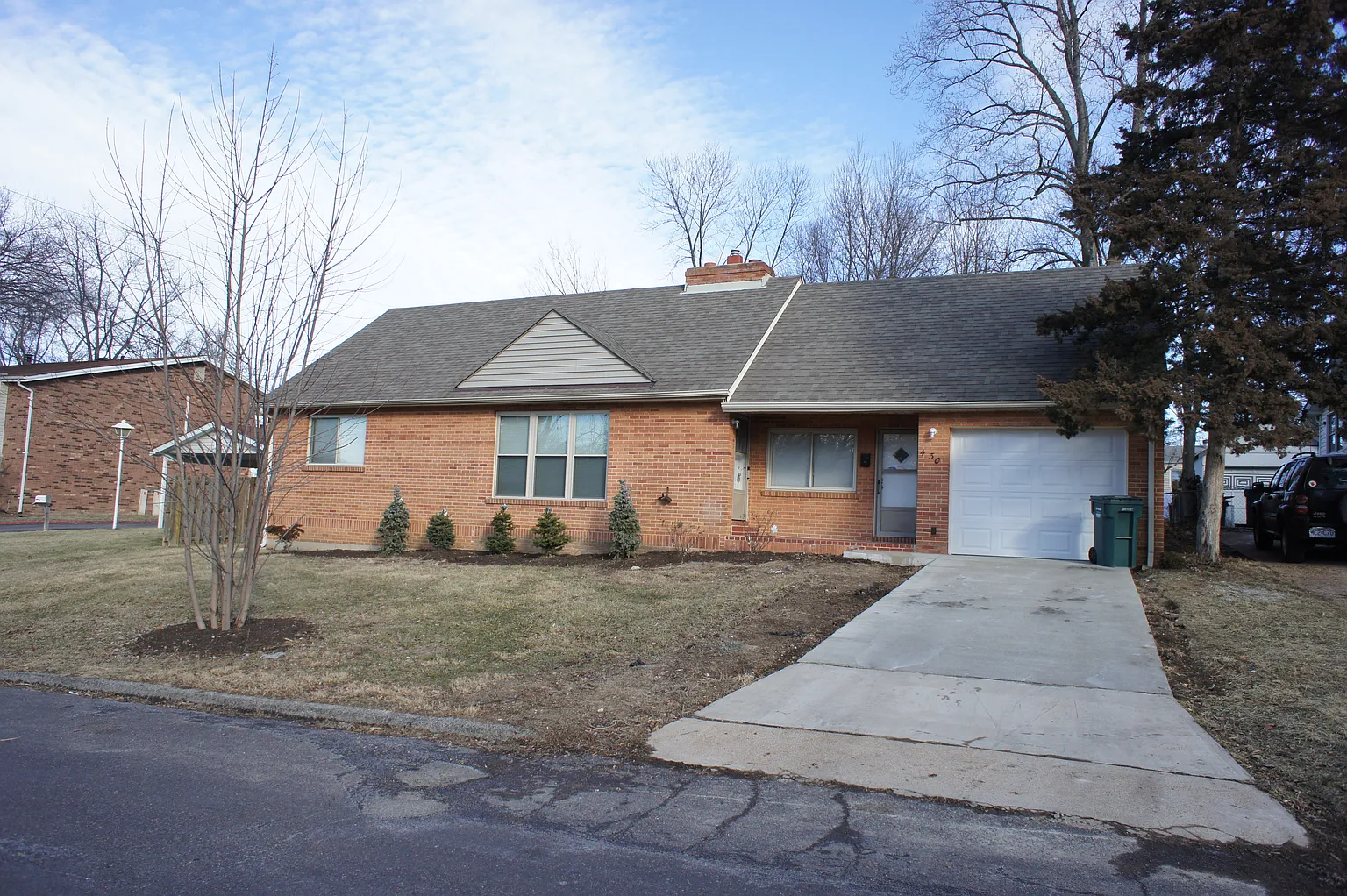 430 Magnolia Ave photo 1