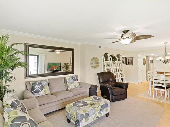 2nd image of 4811 Saxon Dr APT B201