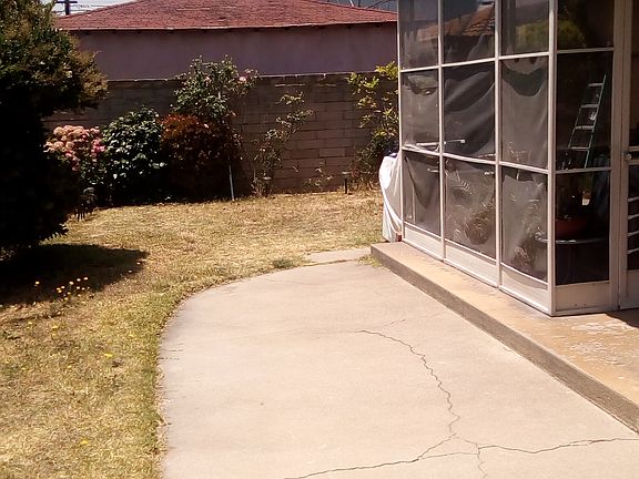 2nd image of 2362 W 235th St