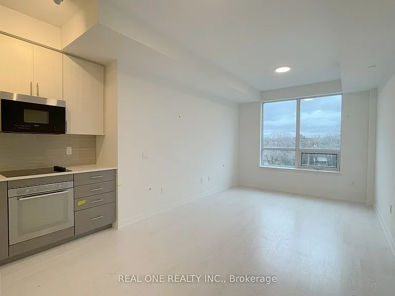 415 Main St W #409 — Photo 7