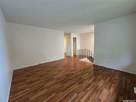 4th image of 9012 Panton Ave #A & B