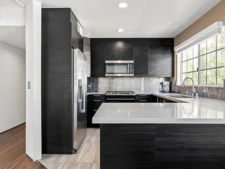 10777 Ashton — Photo 14