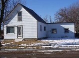 708 Templin St, Palmer, NE 68864