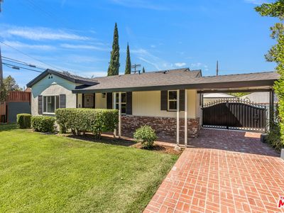 12041 Hartsook St, Valley Village, CA, 91607