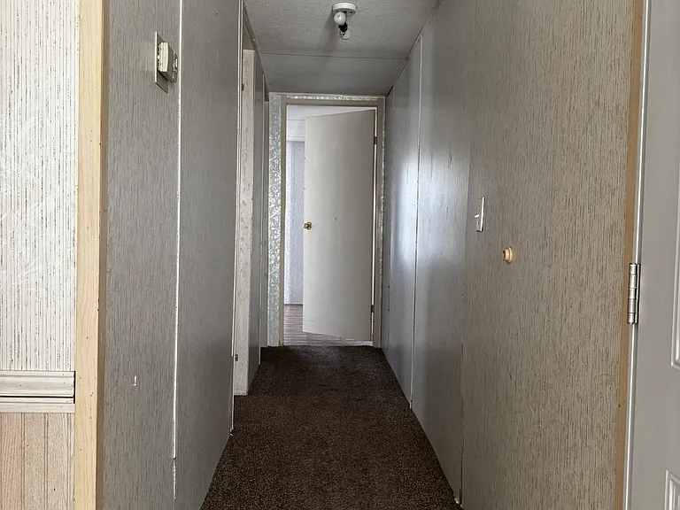 416 W Justice Rd — Photo 14