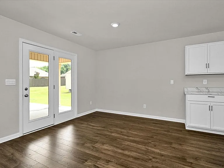 1108 Quail Hollow Rd — Photo 11