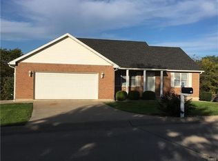 633 Clover Rd, Hannibal, MO 63401