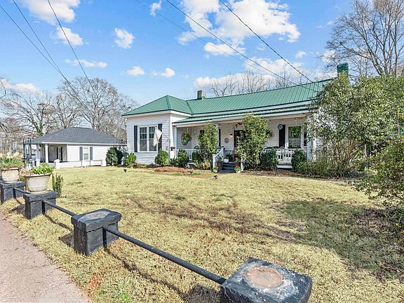 2nd image of 178 Fairplay St