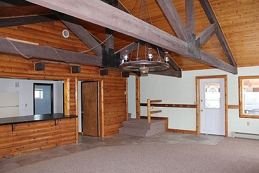 4th image of 5 Burns Dr
